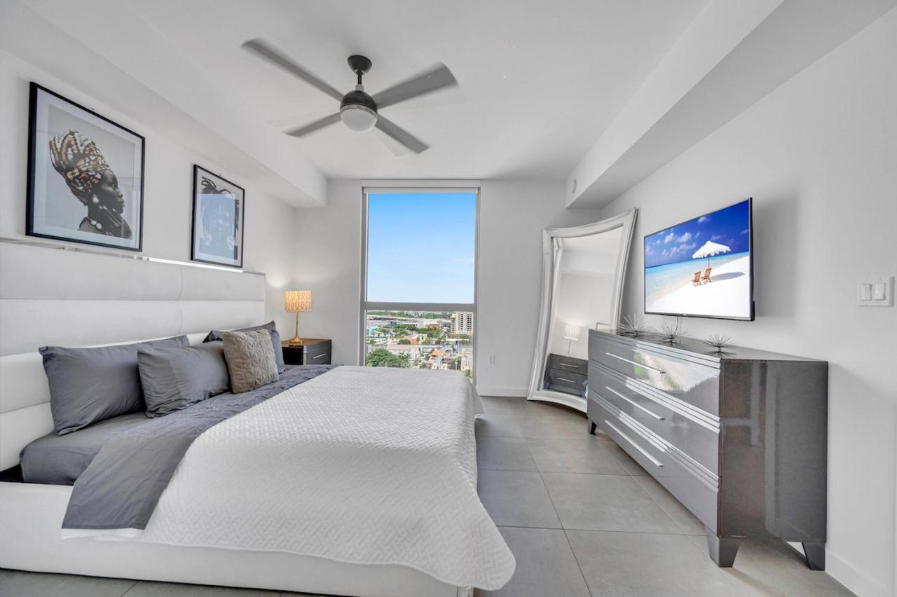 Beautiful Property With King Bed & Free Parking Miami Exterior foto