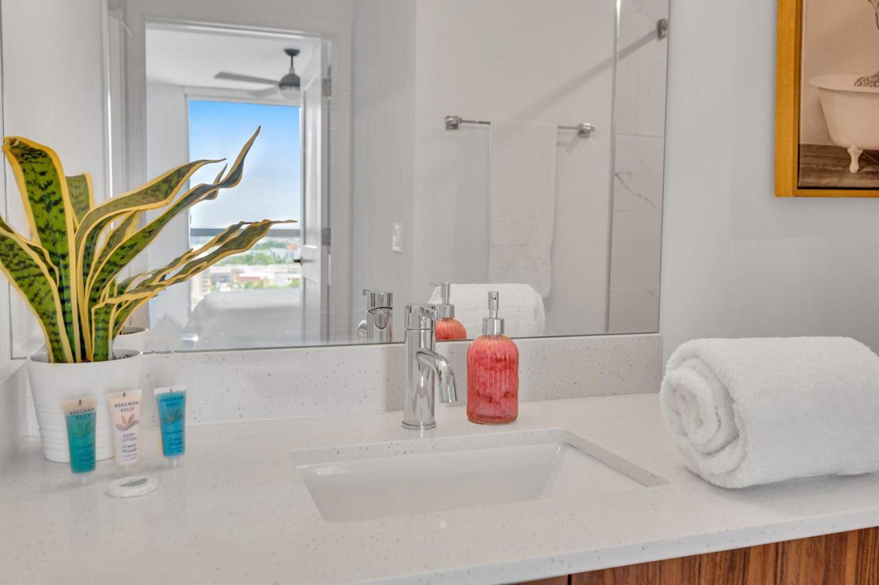 Beautiful Property With King Bed & Free Parking Miami Exterior foto
