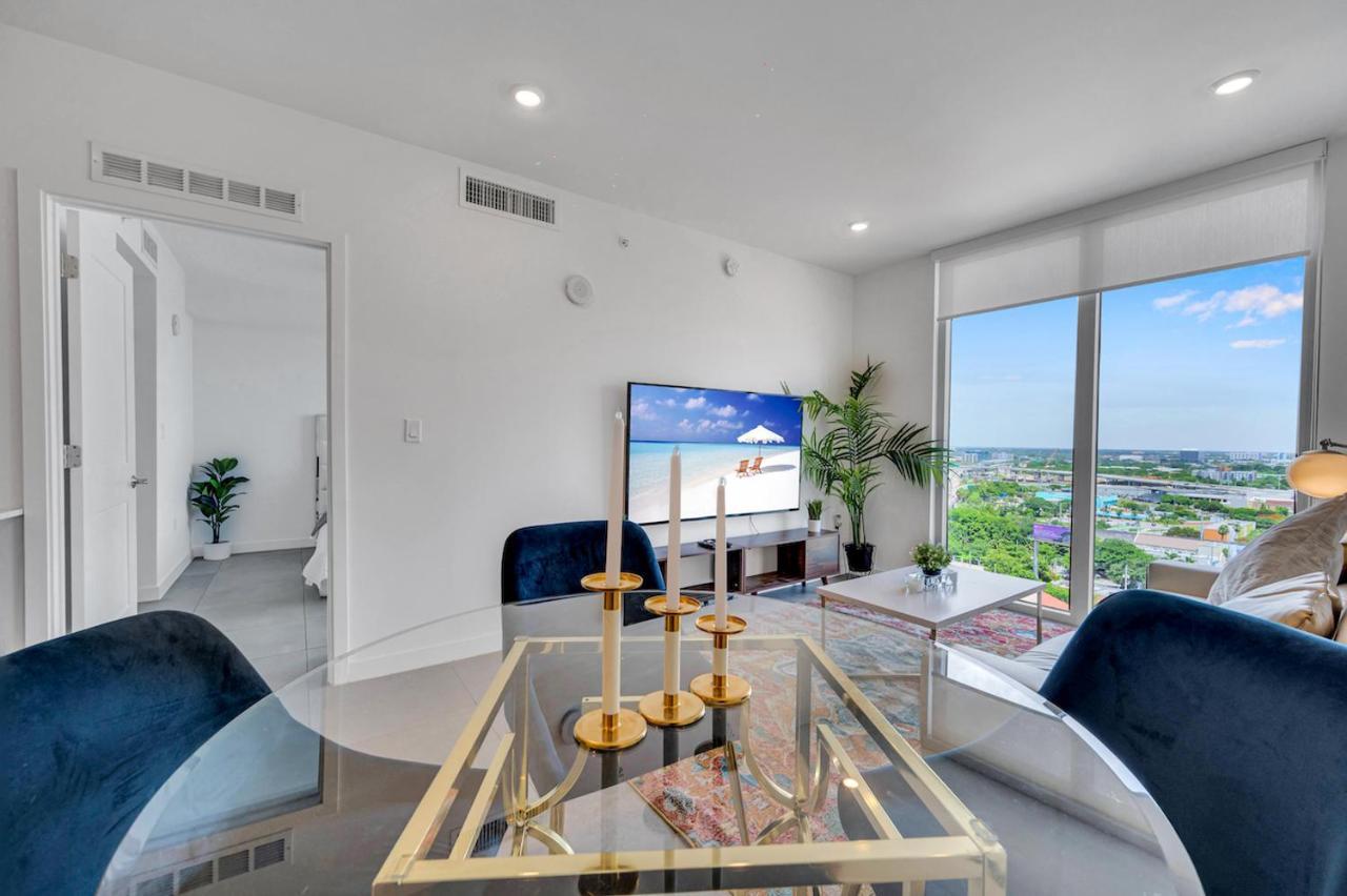 Beautiful Property With King Bed & Free Parking Miami Exterior foto