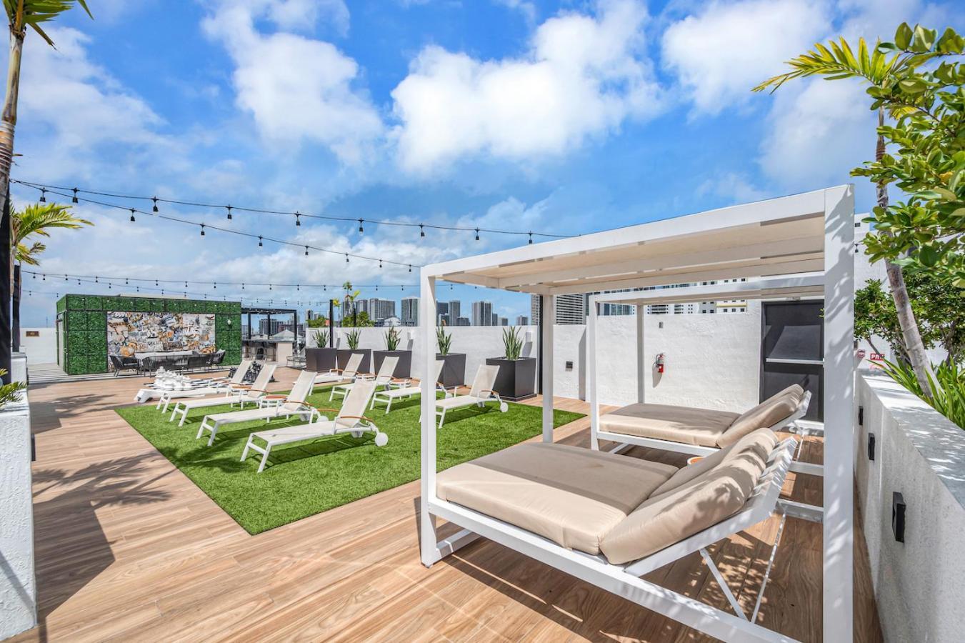Beautiful Property With King Bed & Free Parking Miami Exterior foto